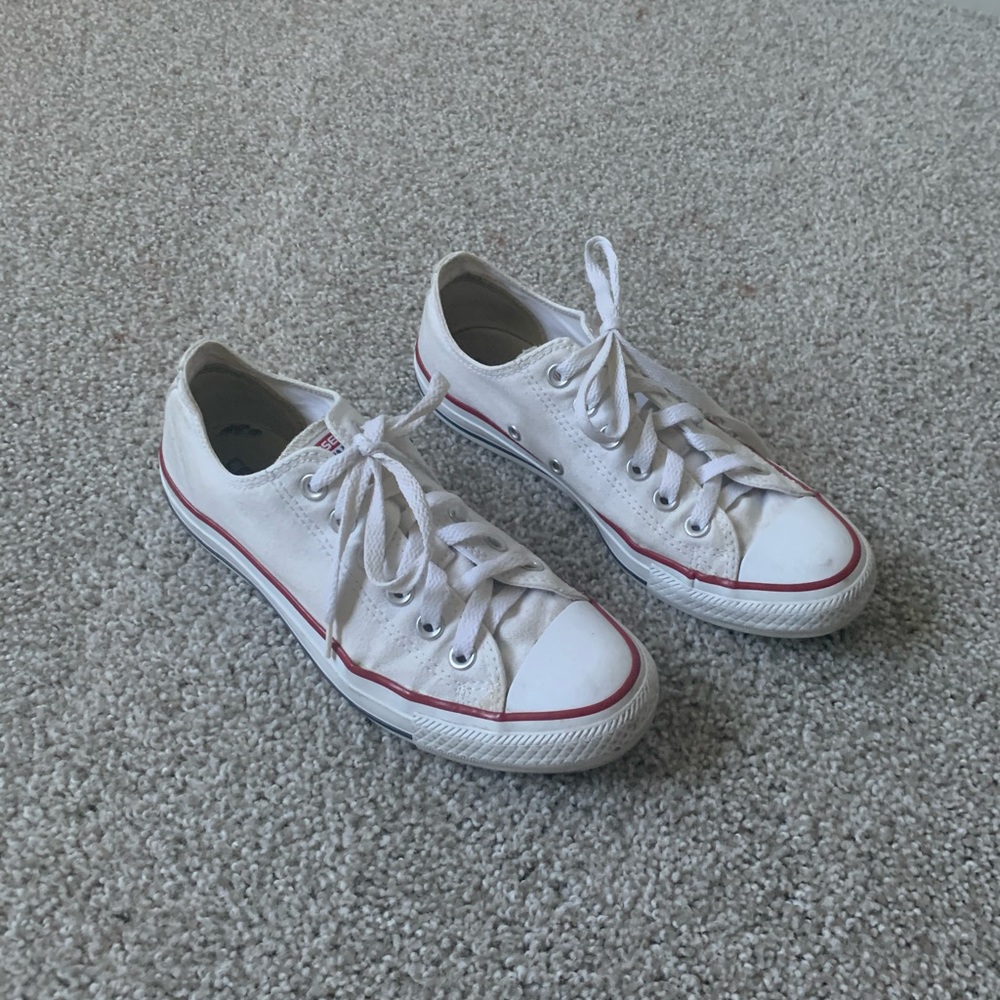 White converse - Picture 4 of 6
